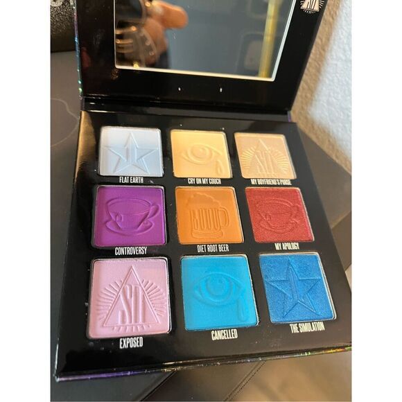 Jeffree Star Shane Dawson Mini Controversy Eyeshadow Pallet - Picture 5 of 7